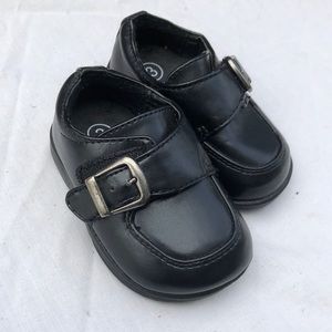Oshkosh shoes